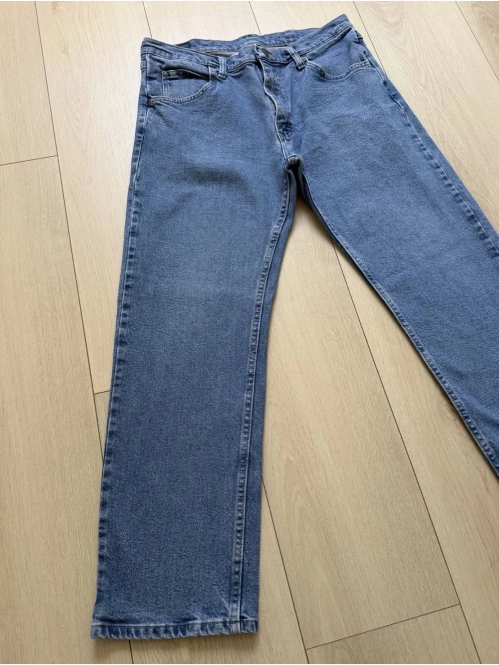 Wrangler Men's Straight-Leg Denim Jeans in Blue